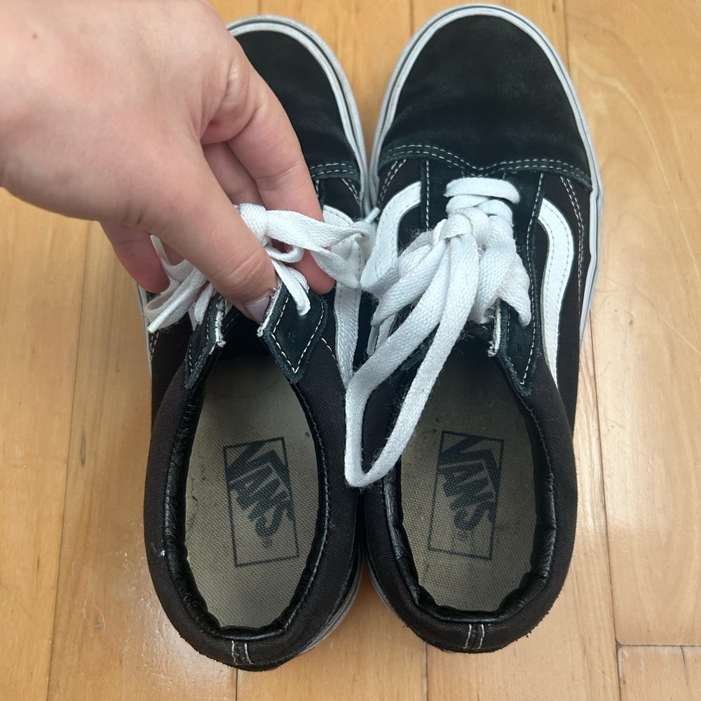 Vans Classic Black and White Skate Shoes - Picture 6 of 8